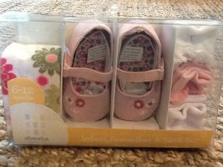 Absorba 6 12 Months Infant Prewalker & Sock Set NEW pink Tights/Shoes 