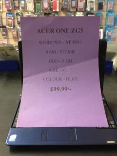 Acer Aspire One Series ZG5 8 9 80 GB Intel Atom 1 6 GHz 512 MB Laptop 
