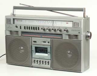   SCR 8 Vintage Stereo Boombox Cassette player Recorder AM FM Radio SCR8