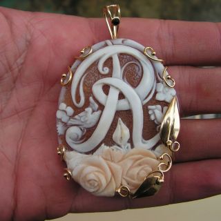 HUGE ANTIQUE STYLE HAND CARVED CAMEO PENDANT ITALY GOLD PL 