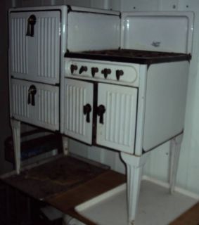 Antique Enamel Magic Chef Gas Kitchen Stove Movie Prop St 44