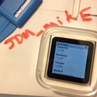 Apple iPod Nano 6th Generation Silver 8 GB Latest Model