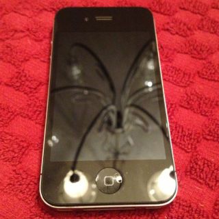 Apple iPhone 4 16GB Black Verizon CLEAN ESN Excellent Condition
