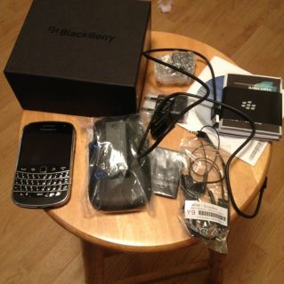 Blackberry Bold 9900 8GB Black Unlocked Smartphone