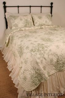 BALLARD FRENCH COUNTRY SAGE GREEN IVORY TOILE F QUEEN QUILT SET