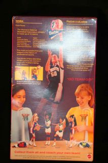 NRFB NIB 1998 MATTEL WNBA Shooting Basketball BARBIE DOLL