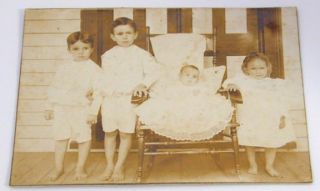 1900s Photo Barefoot Kids and Baby Dressed in White