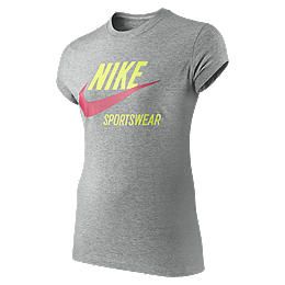  Abbigliamento Nike per bambine e ragazze. Giacche 