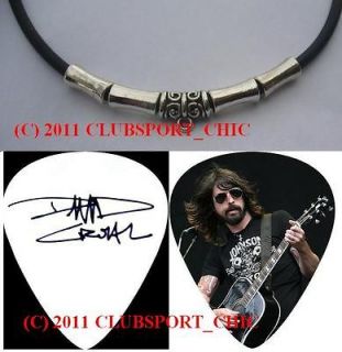 DAVE GROHL FOO FIGHTERS SIGNED SILVER GUITAR PICK NECKLACE NIRVANA