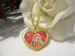 Vintage light weight Mary Medal & Gold 22 necklace ~ Deal of the day 