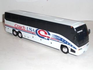mci e 1 64 diecast collector bus coach usa platinum