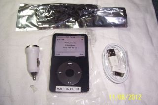 Apple iPod classic 5th Generation Black 30 GB MINT WITH EXTRAS