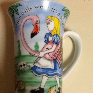 Alice in Wonderland Queen of Hearts Paul Cardew Cup