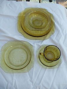 VINTAGE FEDERAL YELLOW AMBER DEPRESSION GLASS MADRID 20 PCS COMPLETE 