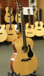 Alvarez AF30 Acoustic Folk Guitar   Warehouse Clearance Sale You Wont 