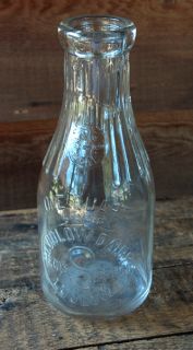 Vintage Antique Milk Bottle LUDLOW DAIRY MA MASS SEAL RIBBED ONE QUART 