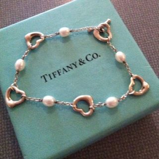 Tiffany Co Silver Peretti Open Heart Pearl Toggle Bracelet Bangle
