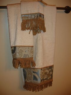 Croscill Napoleon Bath Towel Set New with Tags
