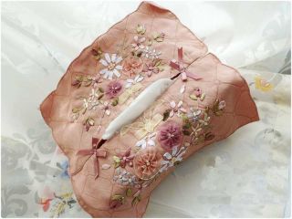 Beautiful Silk Flower Embroidery Tissue Box Cover