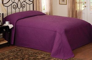 Country French Plum Oversized King Bedspread Very Nice