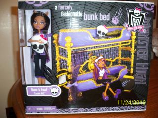 Monster High NIB Bunk Bed Clawdeen Wolf doll included ROOM TO HOWL 