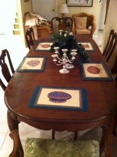 authntic queene anne country oak table and 6 chairs time