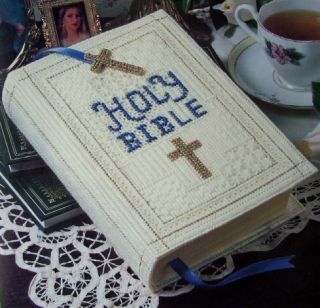 Holy Bible Set Plastic Canvas Pattern Beautiful Cover for Bible 