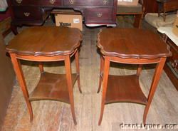 Antique Pair Imperial USA Mahogany Lamp or End Tables