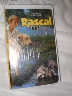  DISNEY 1969 Rascal VHS 2002 NEW SEALED G RATED RACCOON MOVIE BILL MUMY