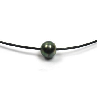 Beautiful 100% authentic top quality Tahitian black pearl leather cord 