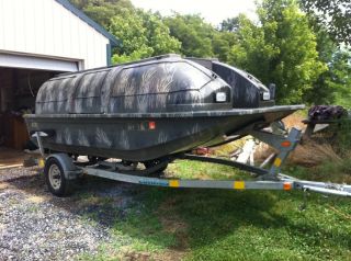 1998 14 ft Outlaw Duck Boat with Trailer Motor and Travel Covers