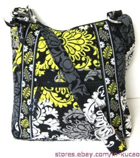 this is the vera bradley hipster in baroque cross body style handbag 