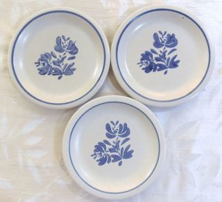   USA YORKTOWNE 6 1/2 INCH BREAD AND BUTTER PLATES SET OF SIX