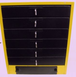Buehler Leco Struers Metallurgical Specimen Storage Desiccator Cabinet 