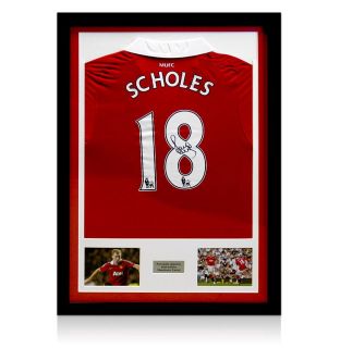 Framed Paul Scholes signed Manchester United shirt   2010/2011