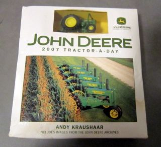    Deere Die Cast Tractor Tractor A Day Calendar 2007 New in Sealed Box