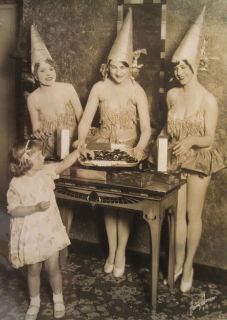   Deco Era Flappers Hot Chocolate Candy Los Angeles Large Photo