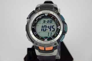 Casio Mens PAW1100 Pathfinder Atomic Solar Watch