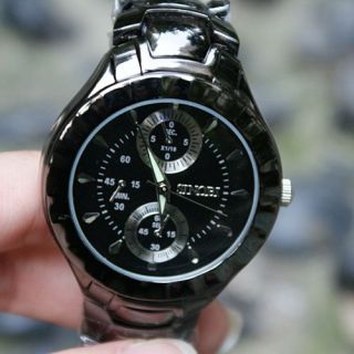 Elegant Quartz Black Dial Mens Steel Wristwatch Watch