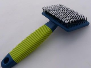 Professional Cat Grooming Soft Anti Scratch Slicker Brush British Blue 