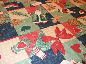 Christmas Holiday Square Tablecloth with 4 Napkins
