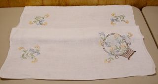 Embroidered Linen Tablecloth White 39 75 x 35 Inches