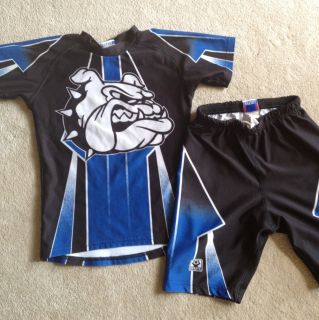 Two Piece Wrestling Singlet Bulldogs Youth Large Top And Bottom