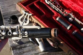 Vintage Clarinet with Case Bundy Musical Instrument