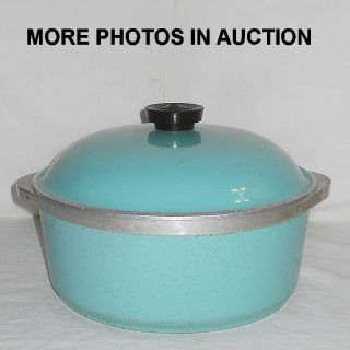 Vintage Aqua Blue Club Aluminum Cookware Pot Dutch Oven