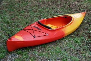  PERCEPTION Swifty Sunburst Color 9 5 Touring Flatwater Kayak Mint NR