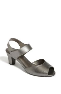 Trotters Camila Sandal