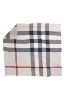 Burberry Classic Check Blanket
