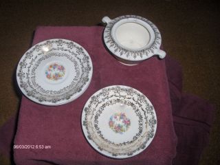 LOT OF 6 ROYAL CHINA CLAREMORE PATTERN 22KT GOLD TRIM DISCONTINUED