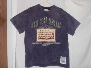 Large Tee Shirt Cooperstown Collection New York Yankees
